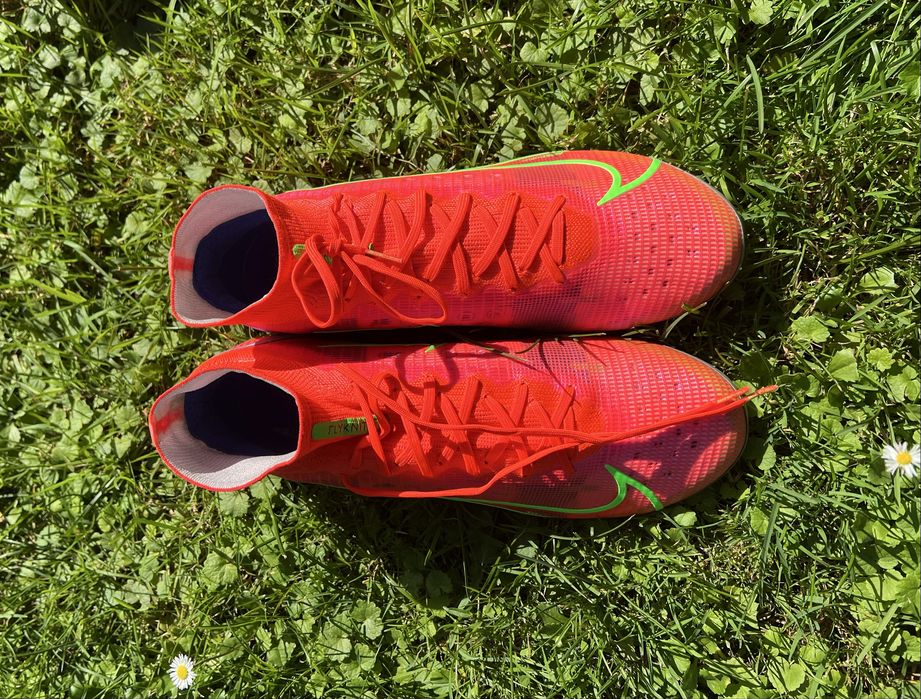 Ghete fotbal nike mercurial superfly 8 elite