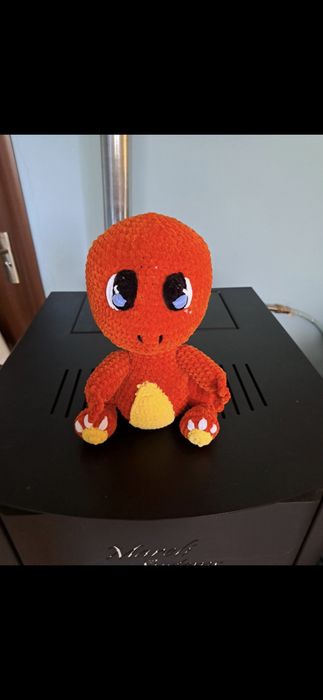 Ръчно плетени играчки и ключодържатели