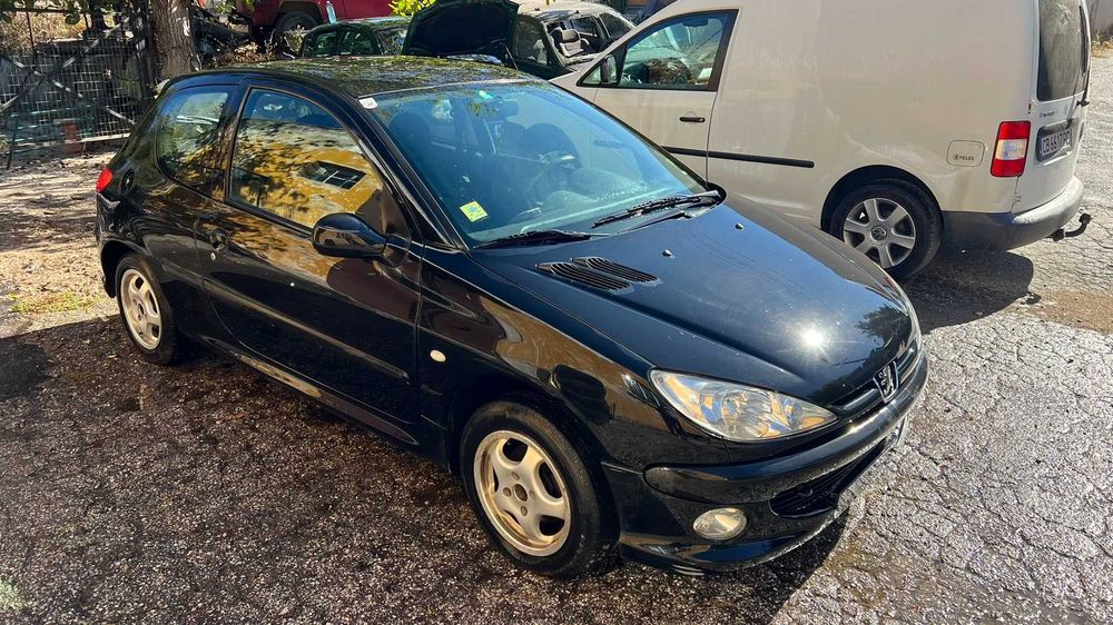На Части Пежо 206 1,4 75кс 02г Peugeot 206 1.4 2 врати