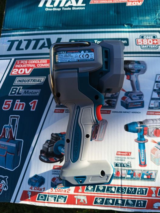 Инструменти на батерия parkside и total