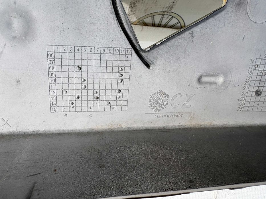 Bara fata Toyota Corolla hatchback facelift dupa 2006