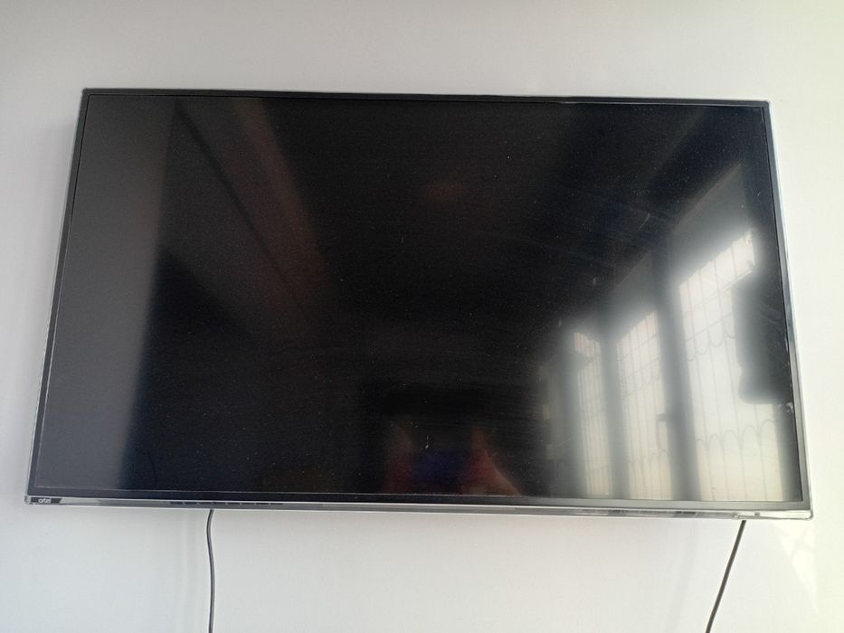 42 artel led televizor  sotiladi
