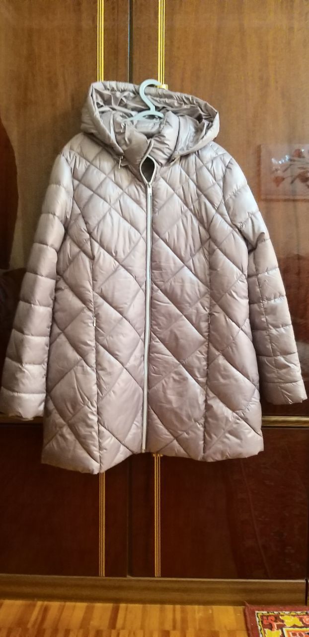 Куртка женская новая размер 50
Цена 600 000 сум