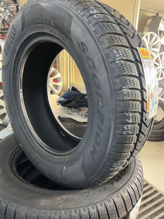 235/65/17 Pirelli 4бр Зимни