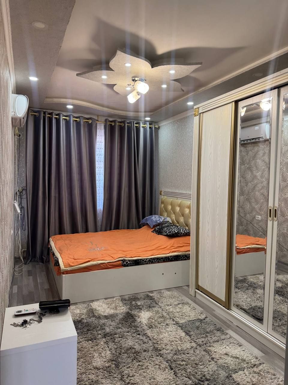 Наккошлик дахасида LUX квартира кизларга без маклера метрога якин