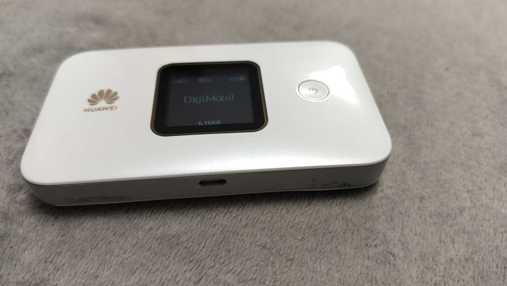 Router Portabil Huawei E5785-92c 4G LTE Cat6 Mobile Router Pocket WIFI