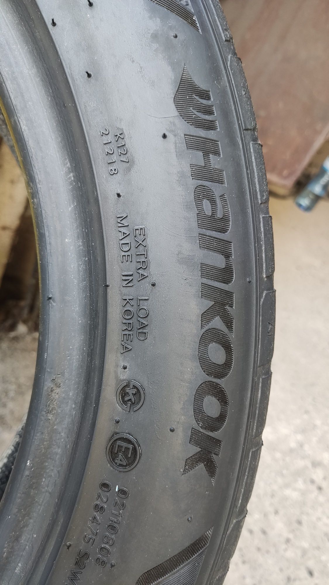 1бр лятна гума 225/50/17 Hankook Ventus S1 Evo3 
dot0822
5.4mm грайфер