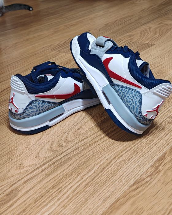 Vând Nike Layzy în bună stare