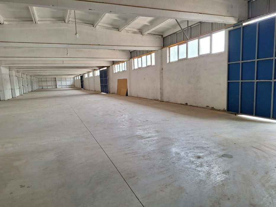 Продаётся 6 400 м² производственная база.