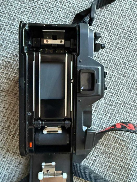 Aparat foto pe film Pentax P30 + obiectiv SMC Pentax 50mm f/1.4