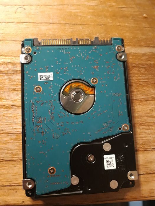 Жёсткий диск hdd 1 Терабайт