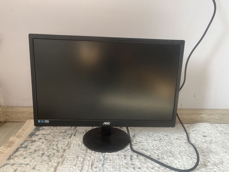 Продам монитор, блок питания на ноутбук acer и lenovo