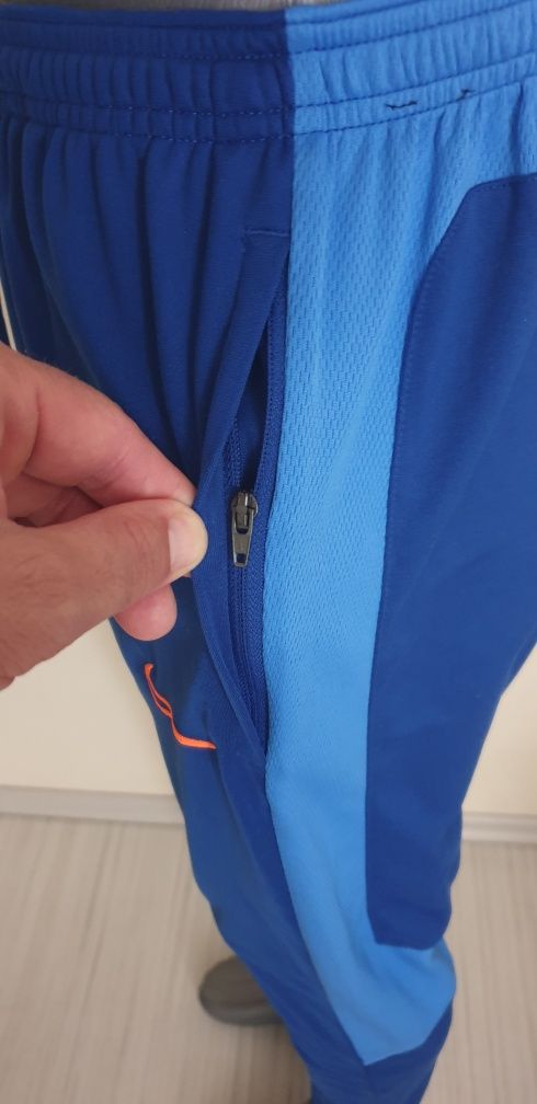 Nike Strike Stretch Mens Pant Size / L НОВО! ОРИГИНАЛ! Мъжко Долнище!