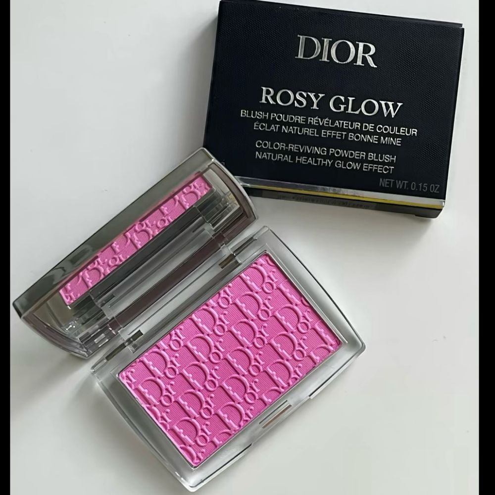 Мини чанти и козметични DIOR и гримове