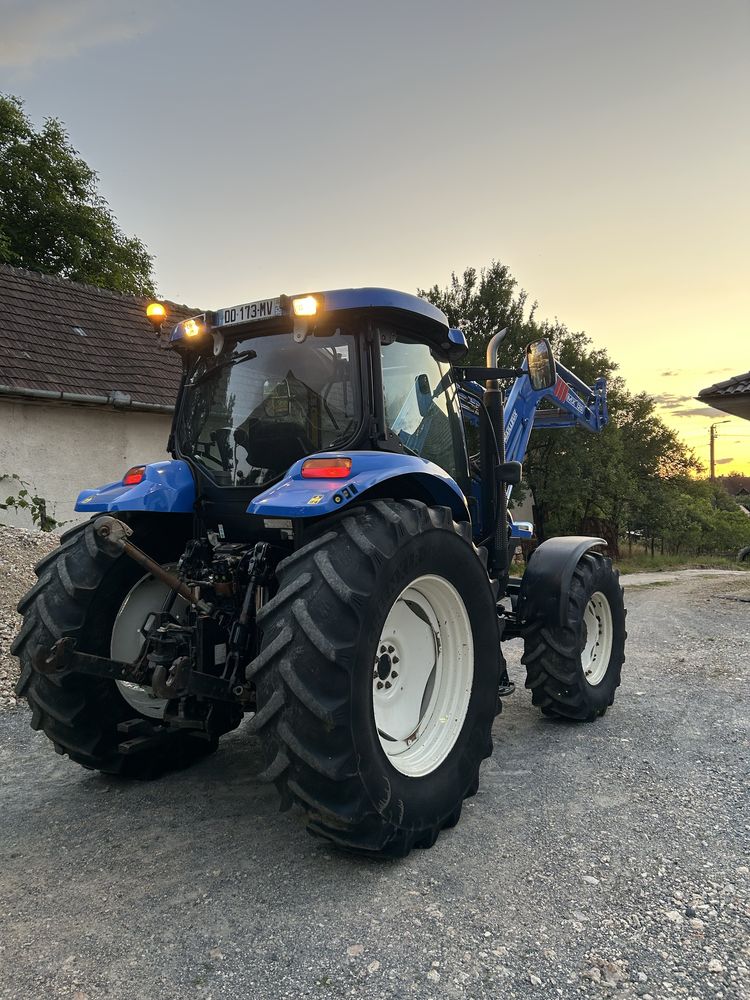Tractor New Holland