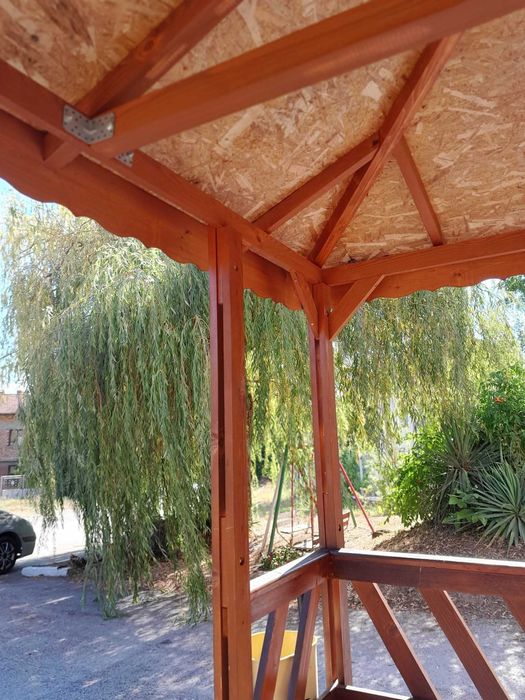 Ремонт на покриви Безшевни улуци Дървени конструкции Хидроизолация