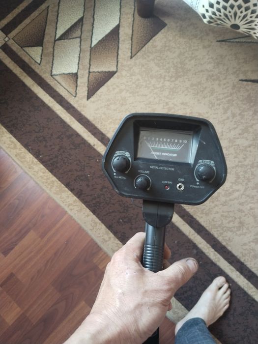 Продам металлоискатель