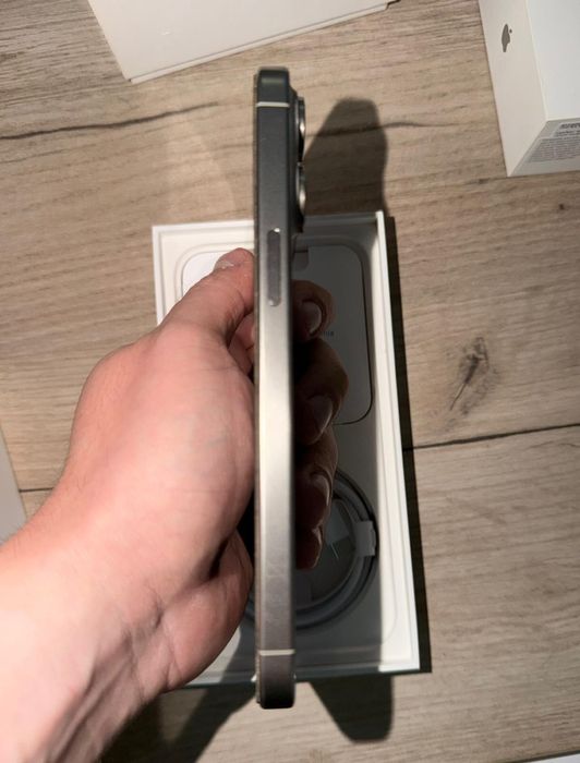 Vand Iphone 15 pro max