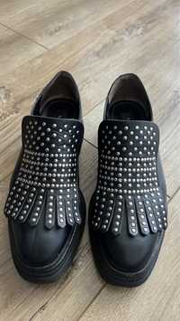 Pantofi/ Loafers Musette