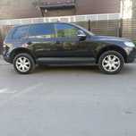 se vinde vw touareg