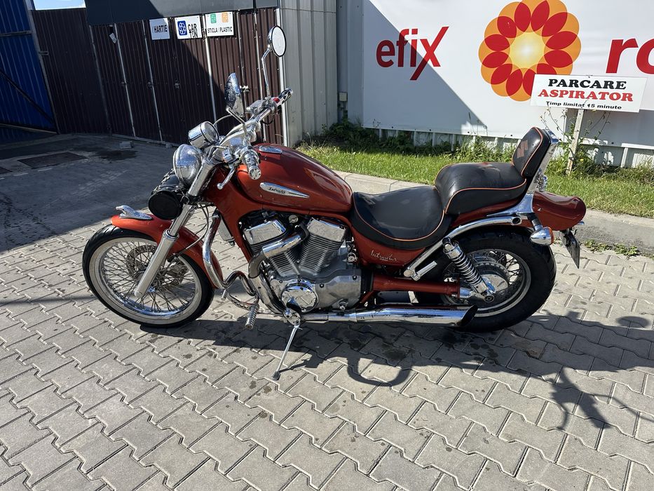 Suzuki Intruder VS1400