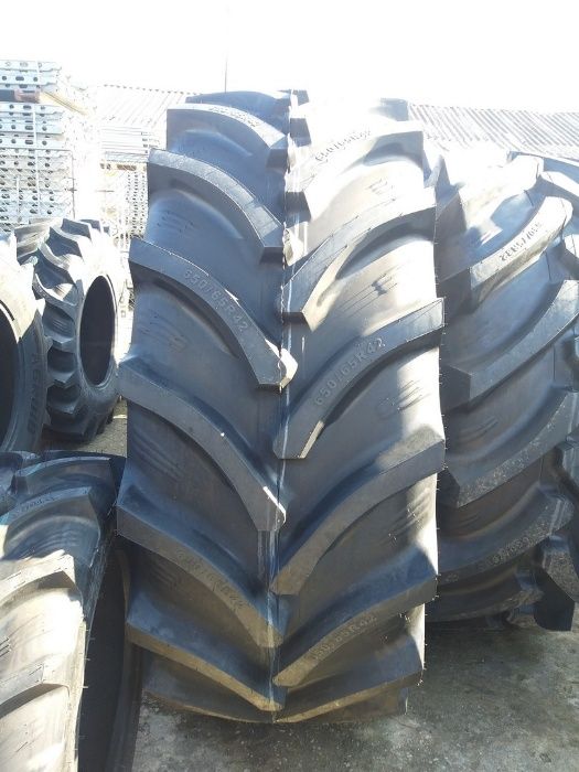 Cauciucuri noi 650/65 R42 marca OZKA anvelope tractor spate garantie