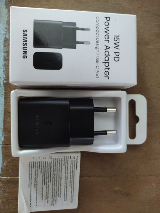 Samsung 15w PD power adapter