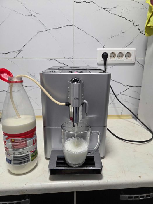 Espressor Automat Jura ENA Micro 9 Aparat Cafea Boabe Furtun Lapte
