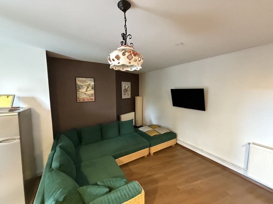 Vand apartament 3 camere