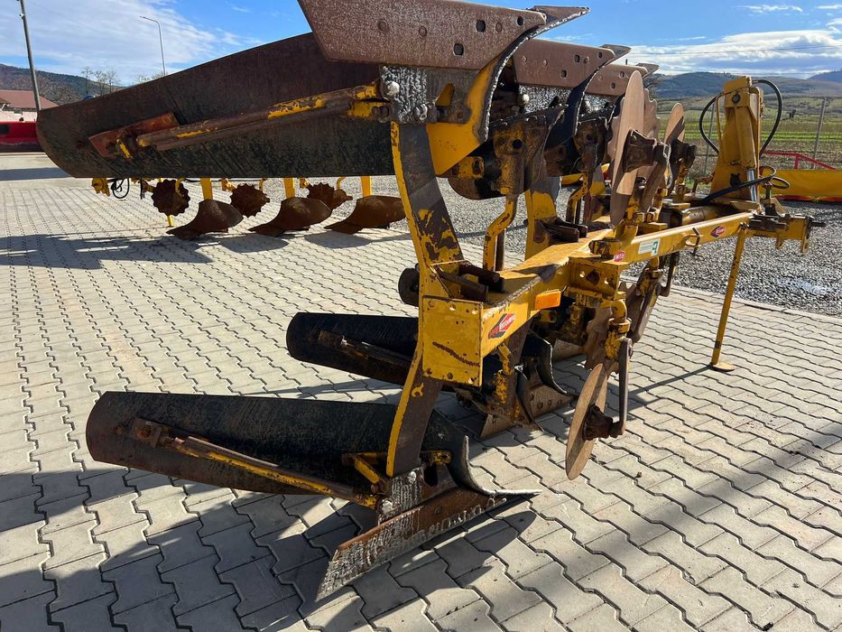 Обръщателен плуг Rumptstad – минимум 100 к.с., 3 бразди