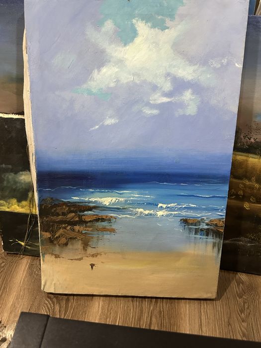 Продаются картины маслом,размер разные