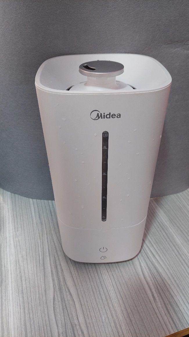 Увлажнитель воздуха MIdea