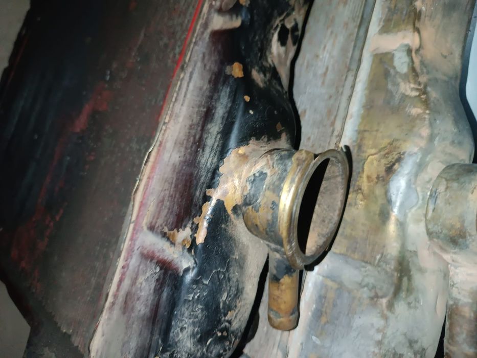 Продам авто радиатор