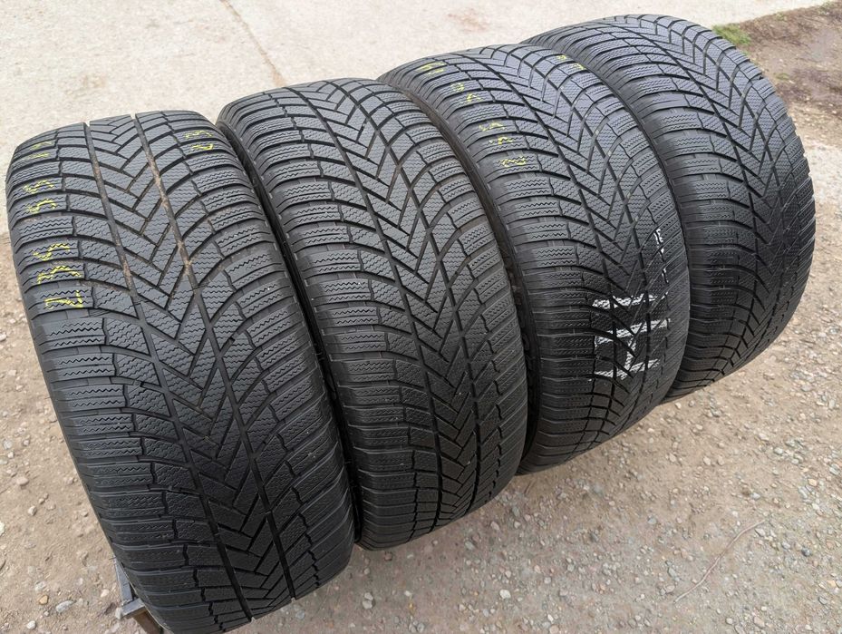 SET 4 Anvelope Iarna 235/55 R19 + 255/50 R19 BRIDGESTONE Blizzak LM005