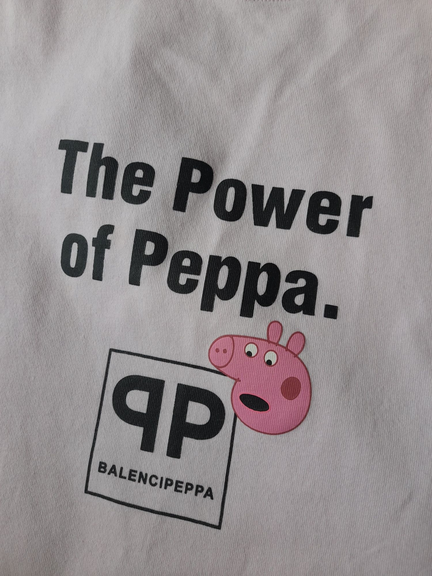 Balenciaga peppa pig тениска M размер.