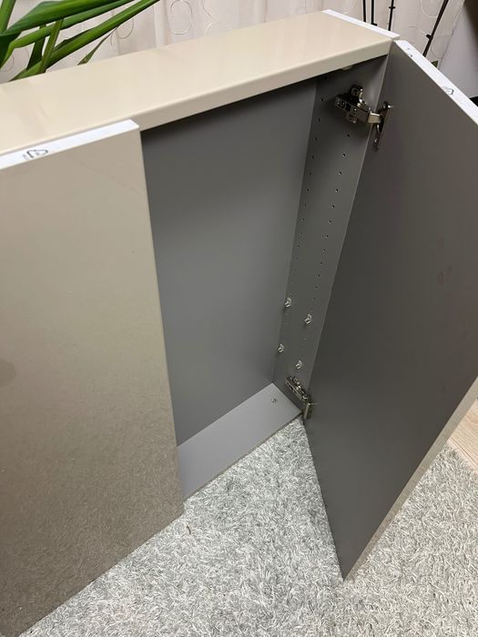 Dulap baie nou mdf lucios