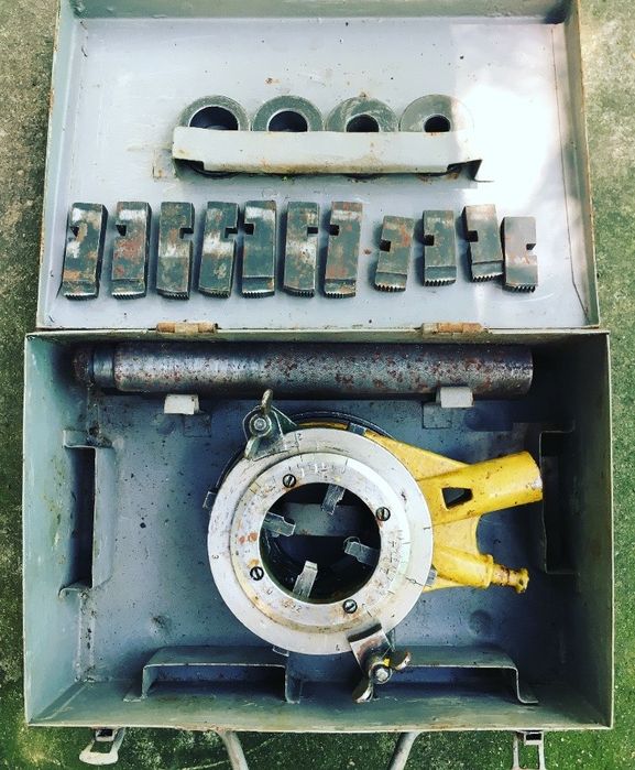 Vand filiera teava instalatori