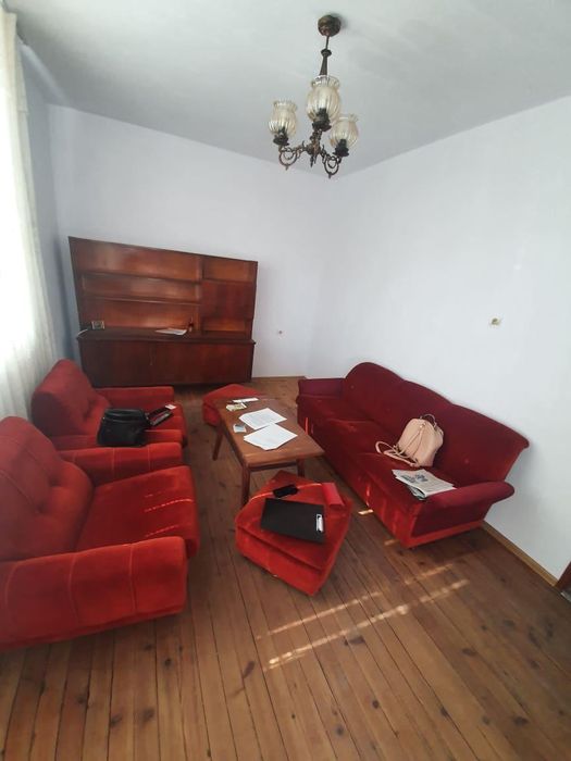 Дава се под наем  в Пловдив, Христо Смирненски - 100 кв.м за 150 € - Снимка #1