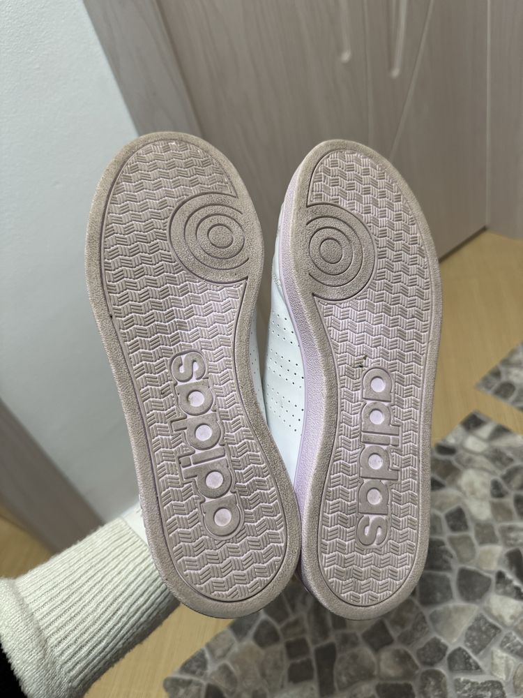 Дамски кецове Adidas