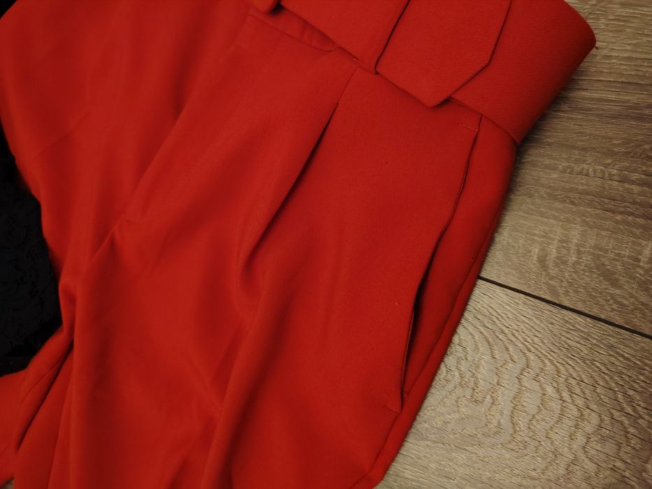Pantaloni zara L
