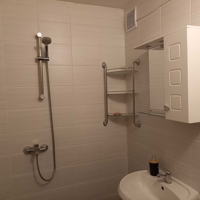 Тристаен апартамент под наем в Яворов