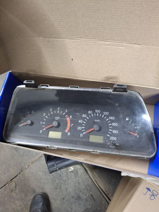 Приборка ваз 2114