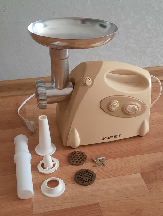 Мясорубка SCARLETT
