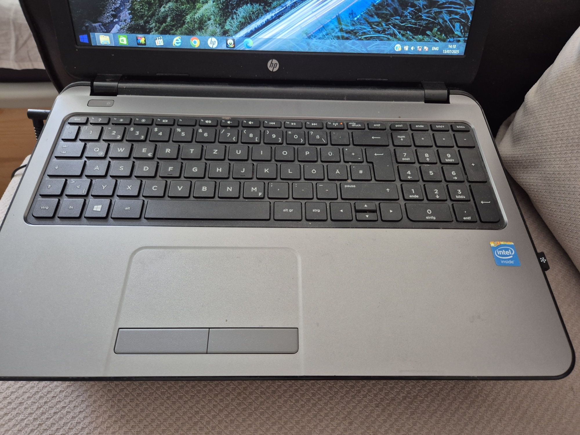 Лаптоп HP 250 G3