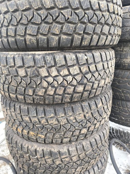 Продам шины зима.