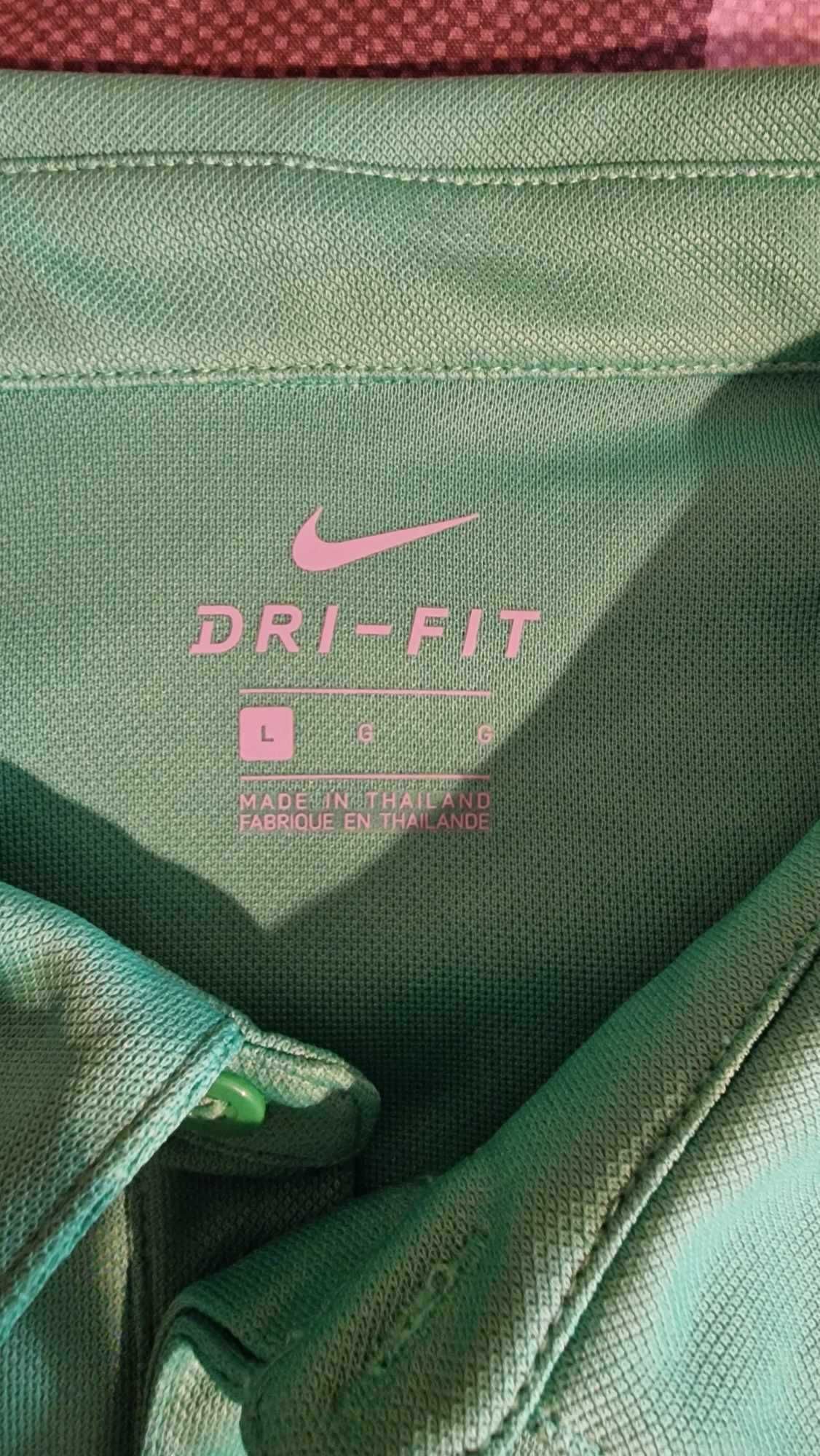 ЧИСТО НОВИ анцуг и риза на NIKE -ПФК Лудогорец