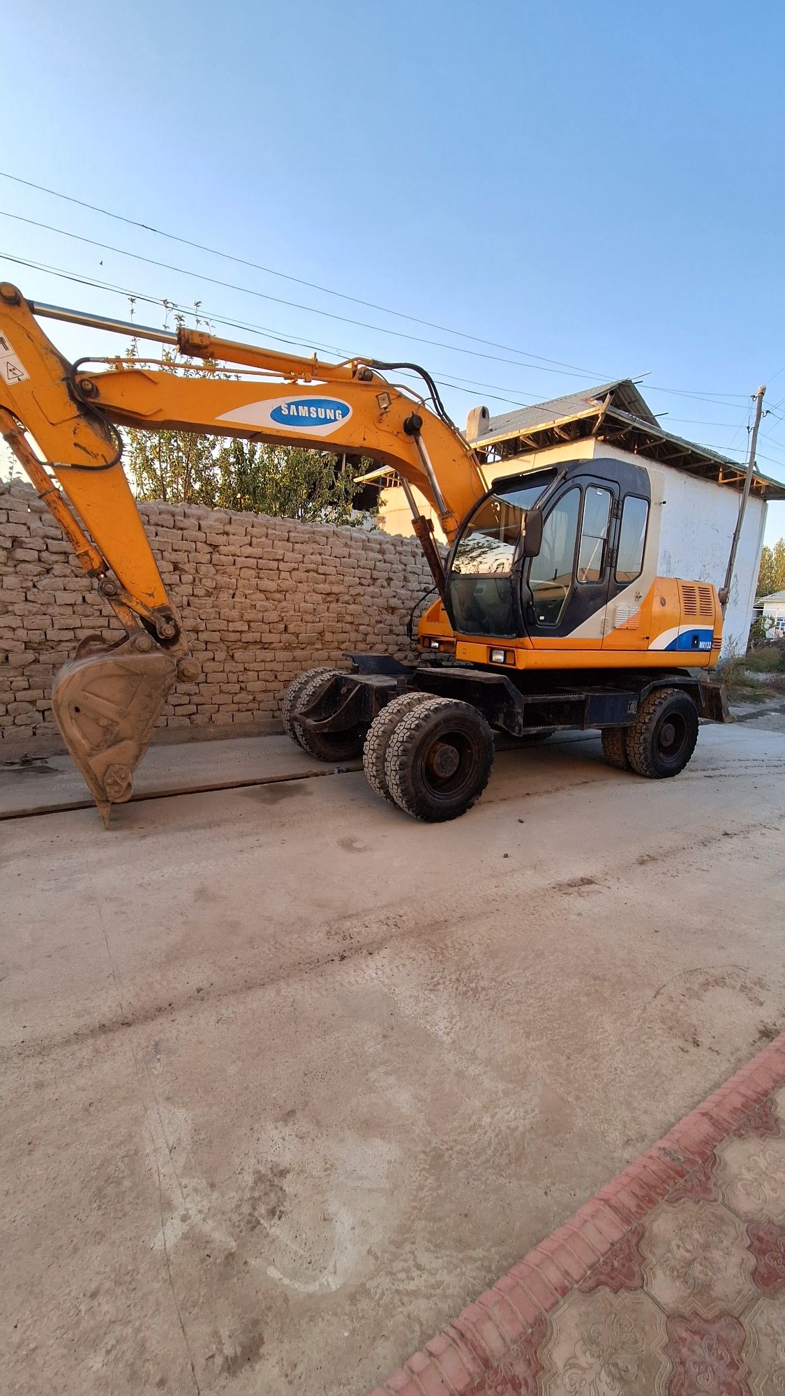 Samsung mx132 екскаватор