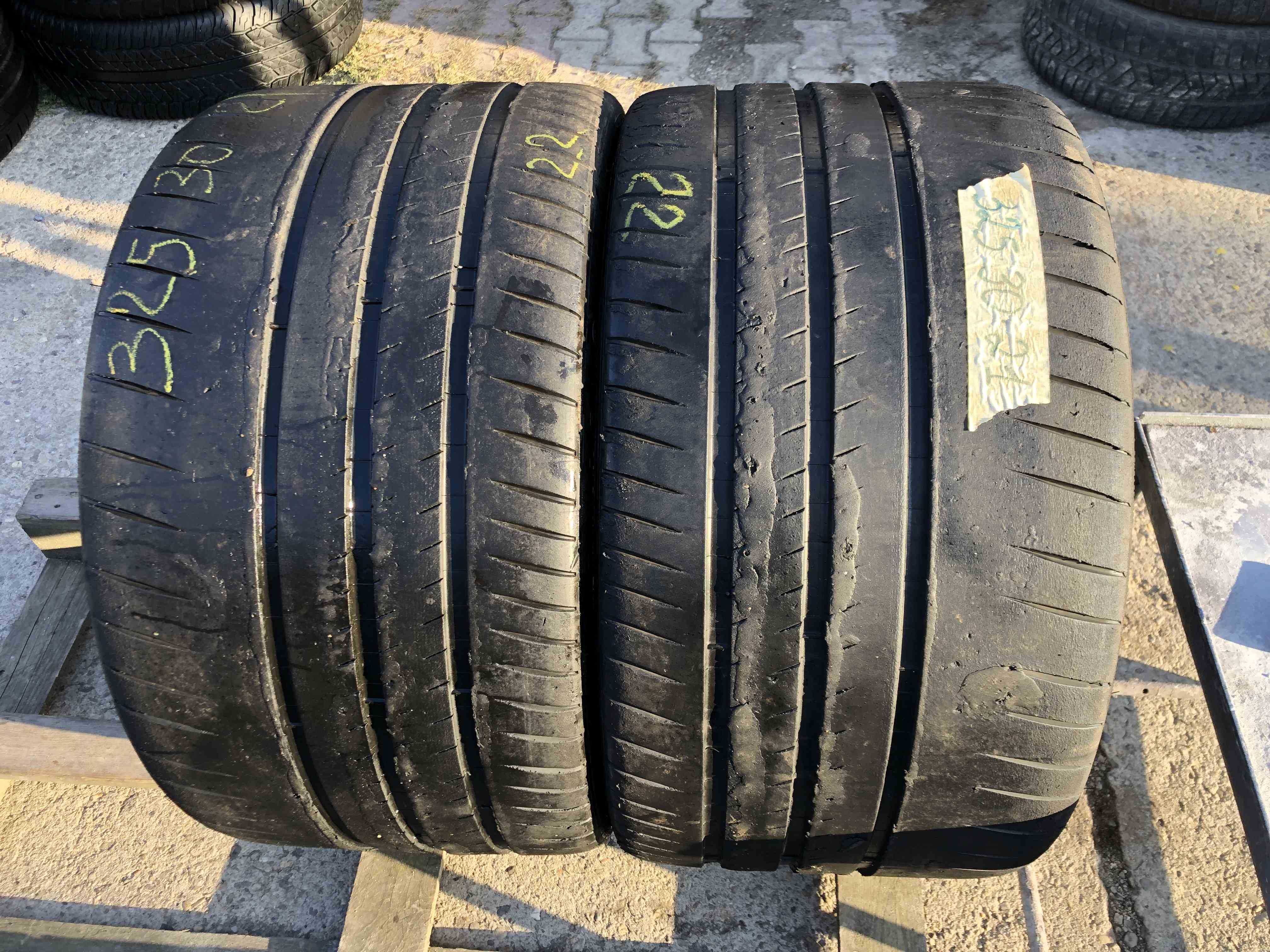 SET 2 Anvelope Vara 325/30 R21 MICHELIN Pilot Sport Cup 2 N2 108Y