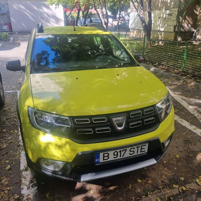 Vând Dacia sandero stepway