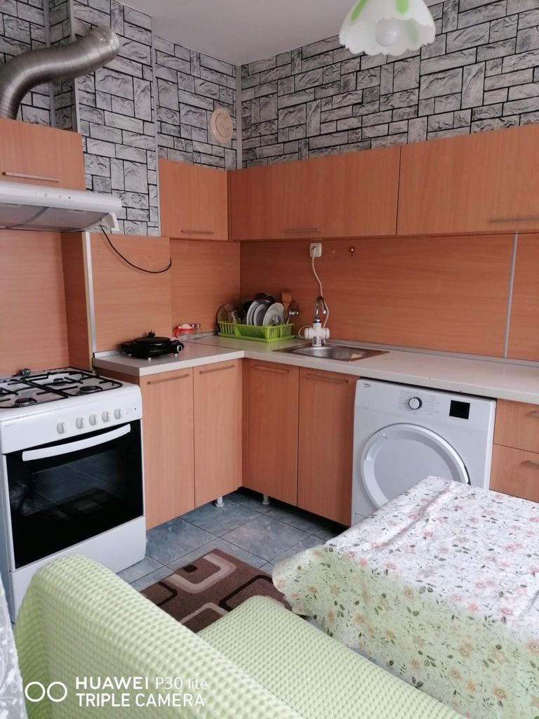 Дава се под наем Двустаен апартамент в Шумен, Куршум чешма - 81 кв.м за 255 € - Снимка #4
